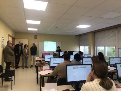 A Deputación estuda liñas de colaboración coa Fundación Daniel e Nina Carasso no marco do seu programa KmTierra